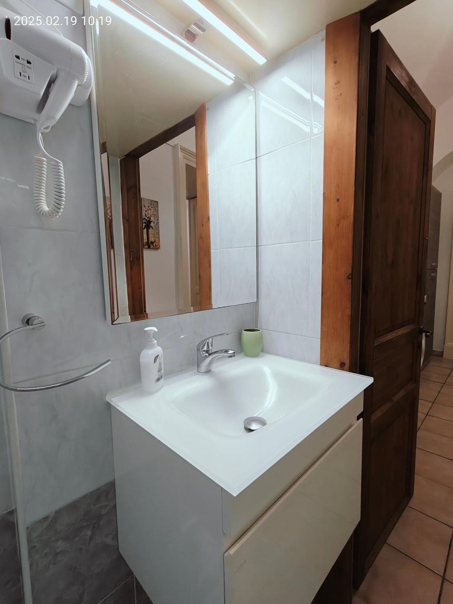 Giulio'S Apartment 卡塔尼亚 外观 照片